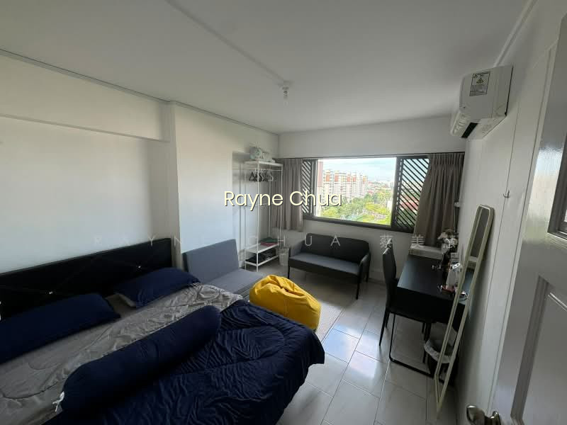 408 SERANGOON AVENUE 1 photo 4