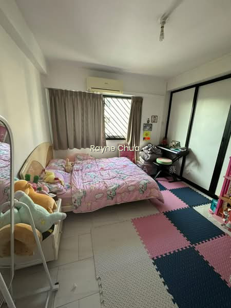408 SERANGOON AVENUE 1 photo 5