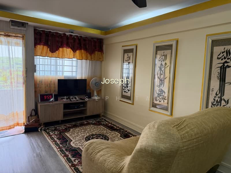 24 MARSILING DRIVE photo 3