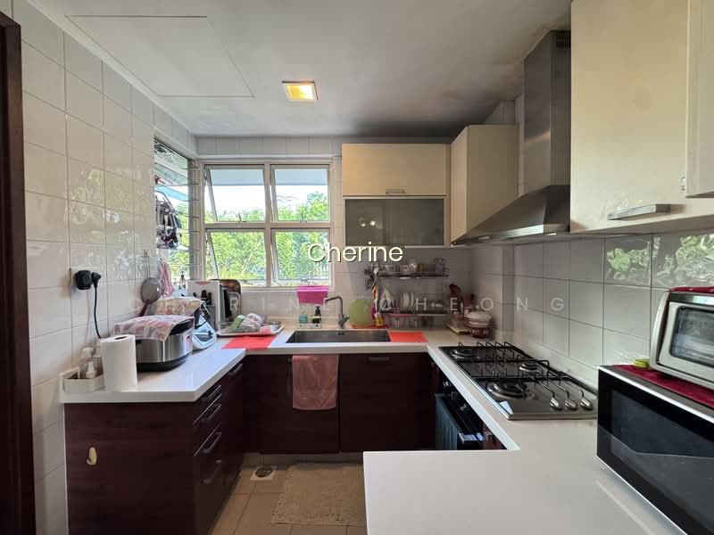 HILLINGTON GREEN photo 6