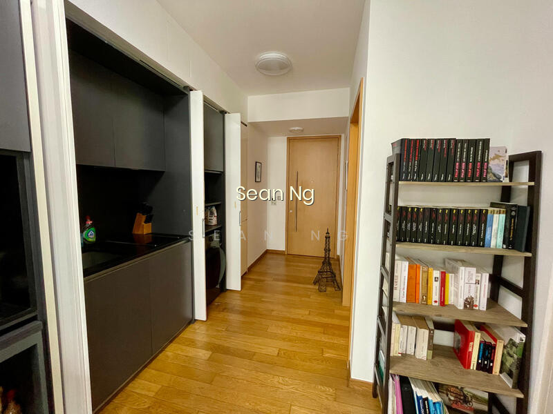26 NEWTON photo 6