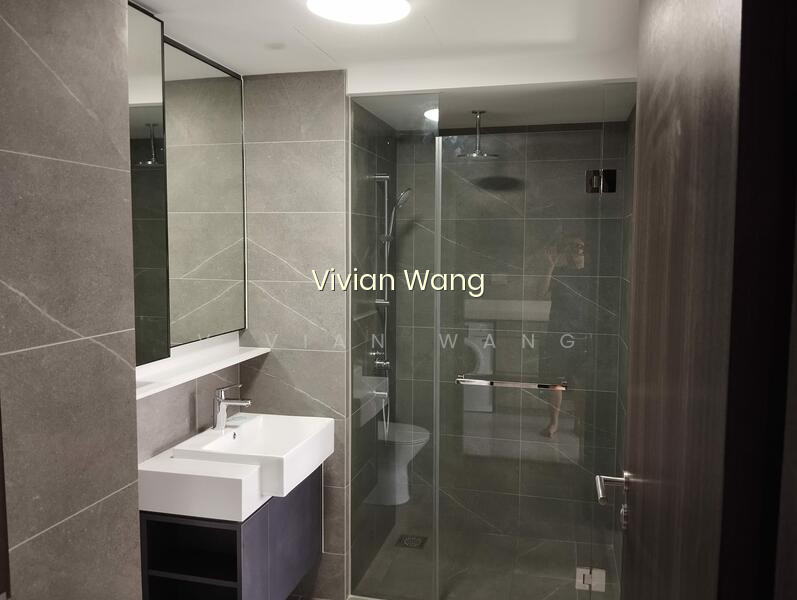 RIVERFRONT RESIDENCES photo 4