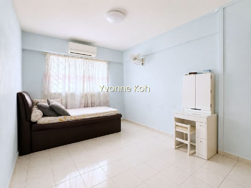 721 YISHUN STREET 71 photo 4