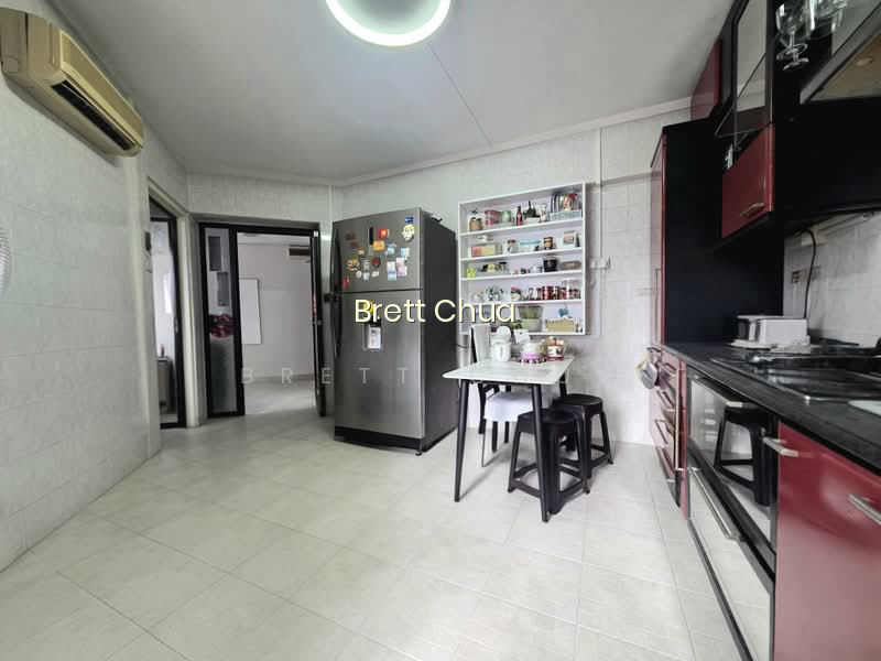 204A COMPASSVALE DRIVE photo 4