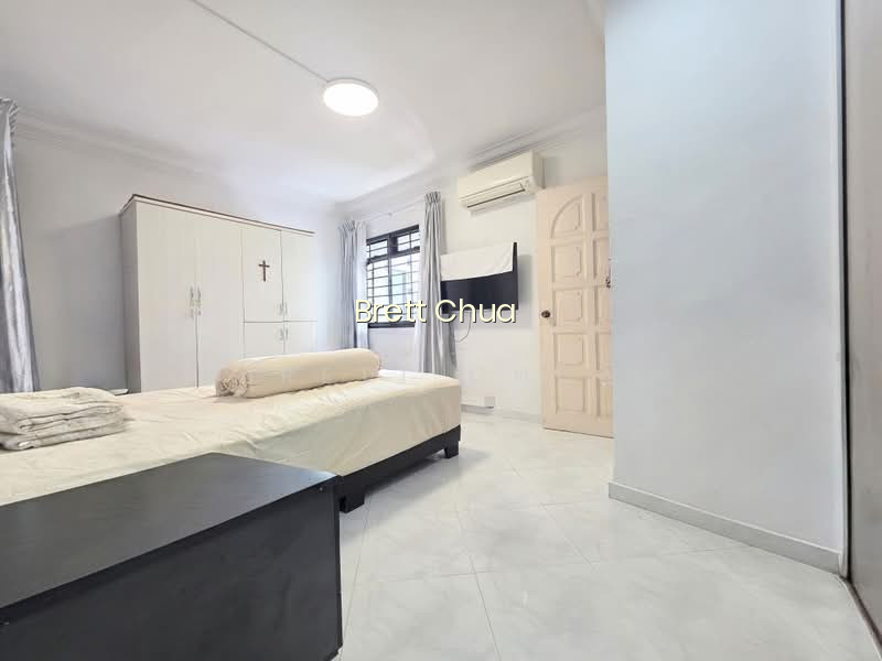 204A COMPASSVALE DRIVE photo 5