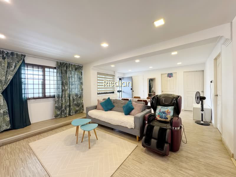 418 CHOA CHU KANG AVENUE 4 image 1 of 10