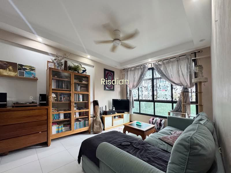 209B PUNGGOL PLACE image 1 of 10