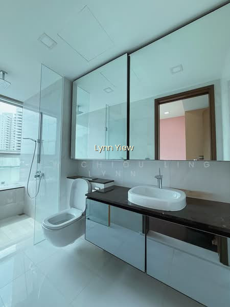 Nathan Suites photo 4