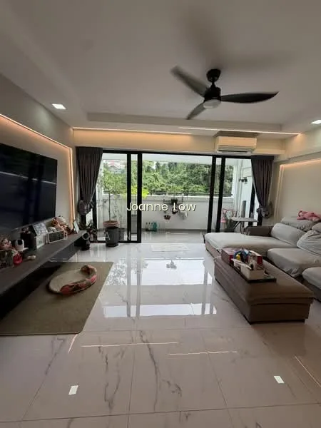 542 Bukit Batok Street 52 image 1 of 10