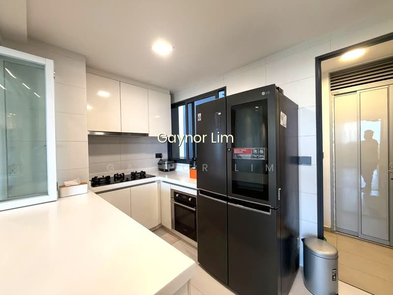 SKYPARK RESIDENCES photo 6