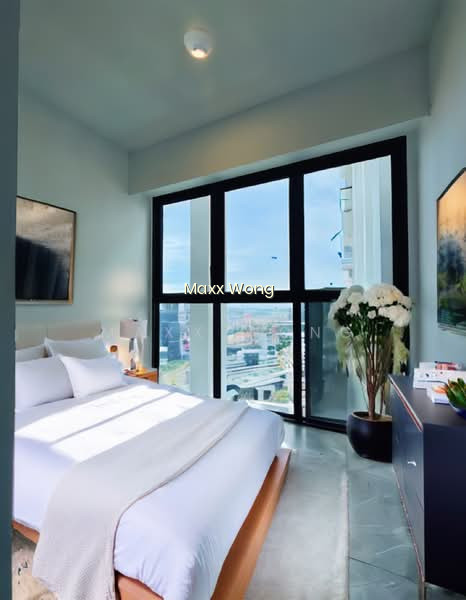 One Pearl Bank photo 6