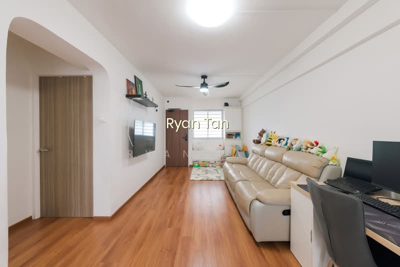 235 YISHUN STREET 21 photo 2