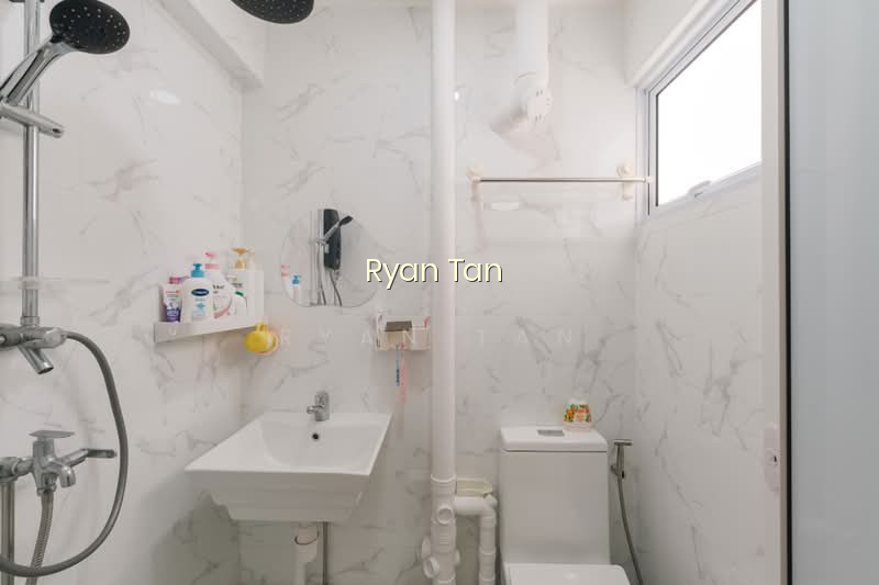 235 YISHUN STREET 21 photo 6