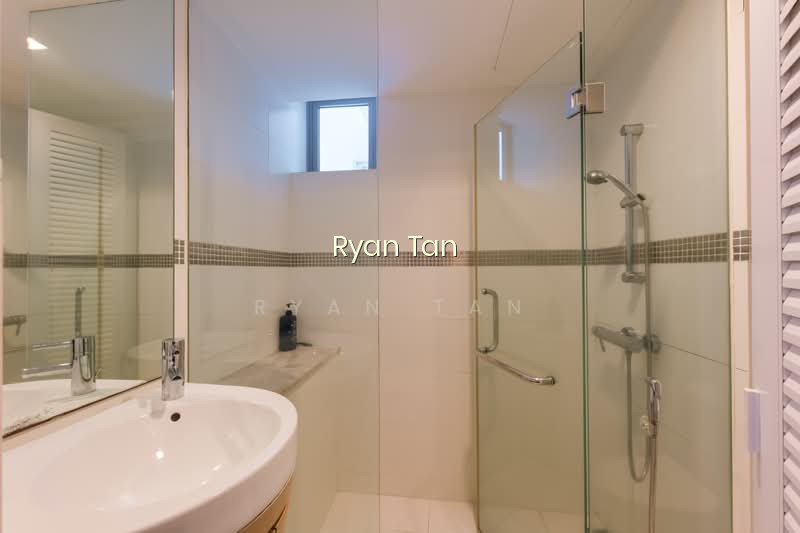 ONE-NORTH RESIDENCES photo 5