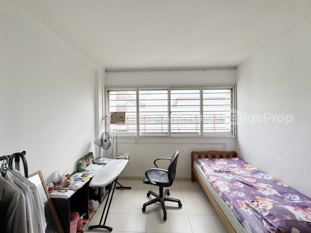 671 HOUGANG AVENUE 8 photo 4