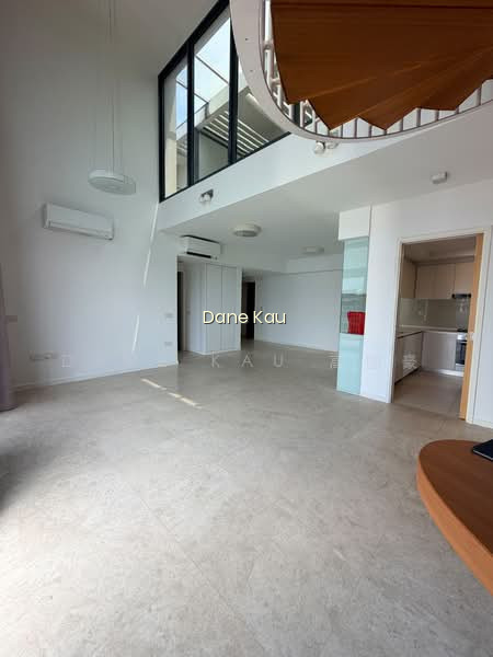 THE LAKEFRONT RESIDENCES photo 2