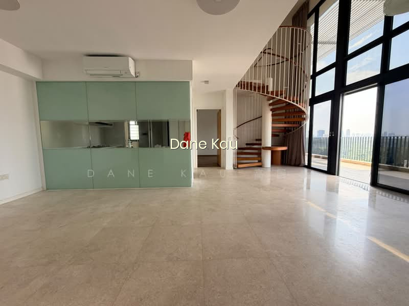 THE LAKEFRONT RESIDENCES photo 5