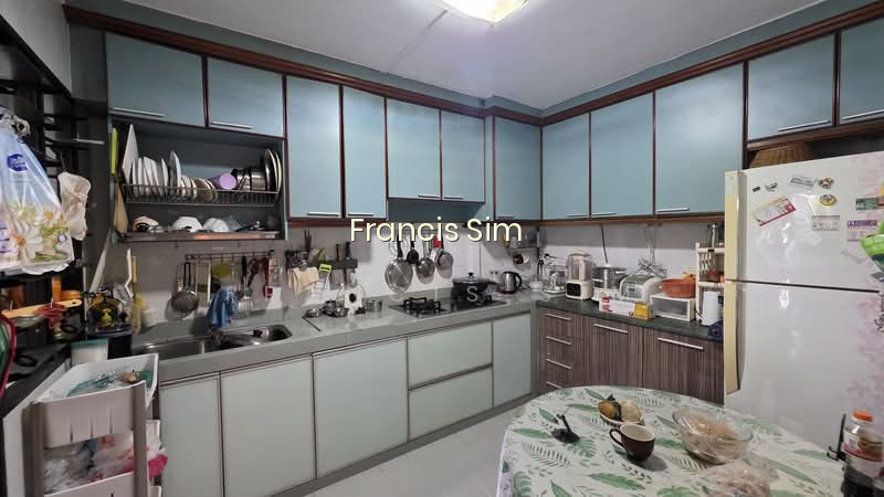 715 WOODLANDS DRIVE 70 photo 3