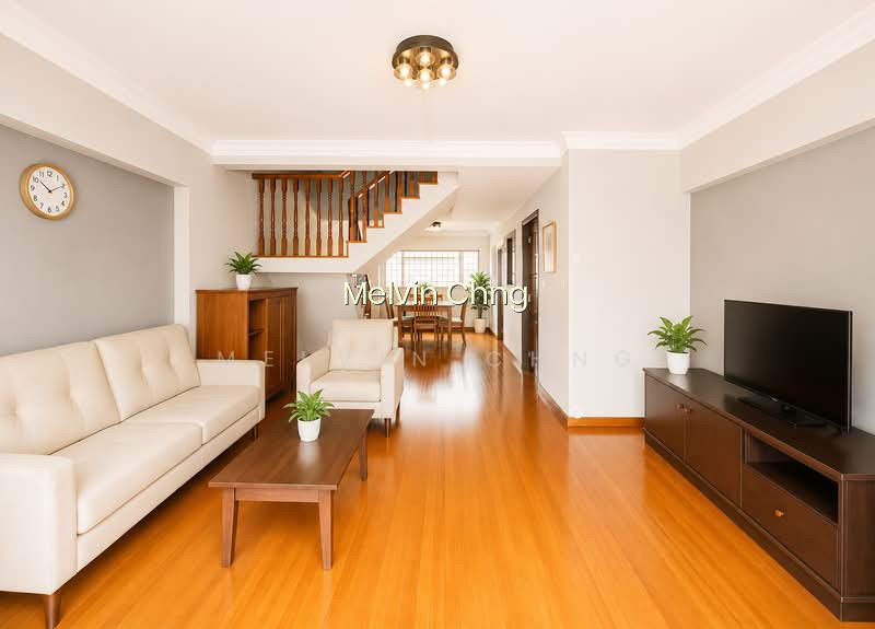 712 HOUGANG AVENUE 2 image 1 of 10