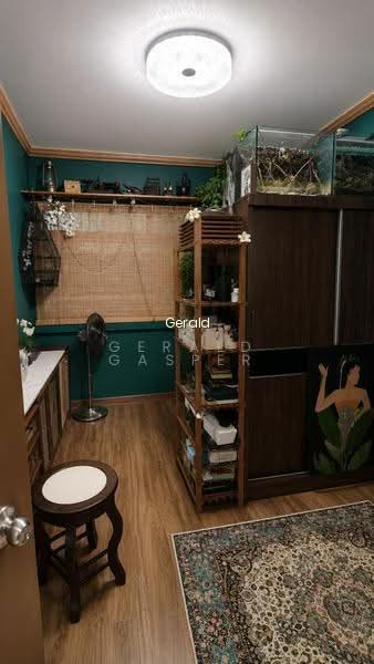 879 WOODLANDS STREET 82 photo 5