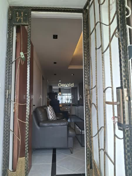 10 TECK WHYE AVENUE photo 3