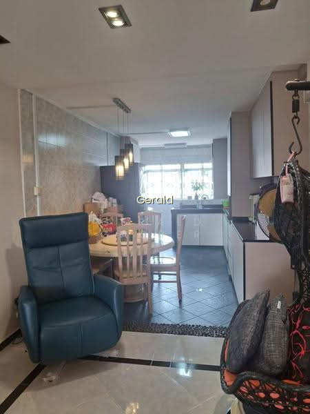 10 TECK WHYE AVENUE photo 5