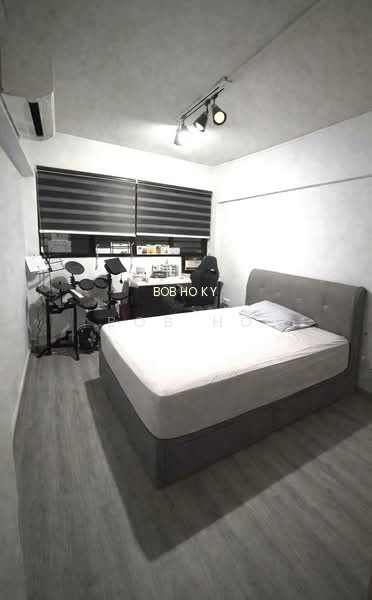 106 BUKIT BATOK CENTRAL photo 4