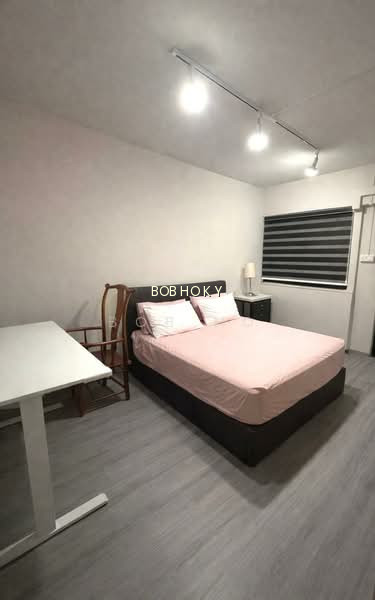 106 BUKIT BATOK CENTRAL photo 6