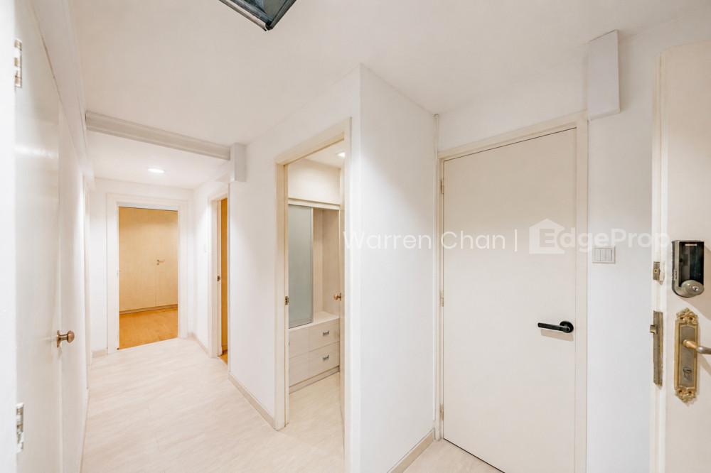 SUNFLOWER COURT photo 4