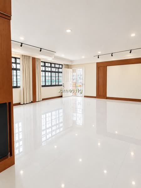 663 WOODLANDS RING ROAD