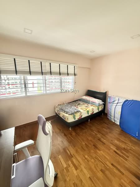 405 JURONG WEST STREET 42 photo 4