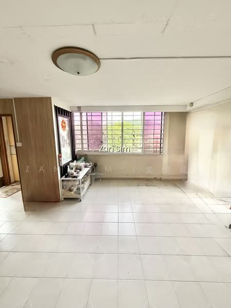 335 WOODLANDS STREET 32 image 1 of 10