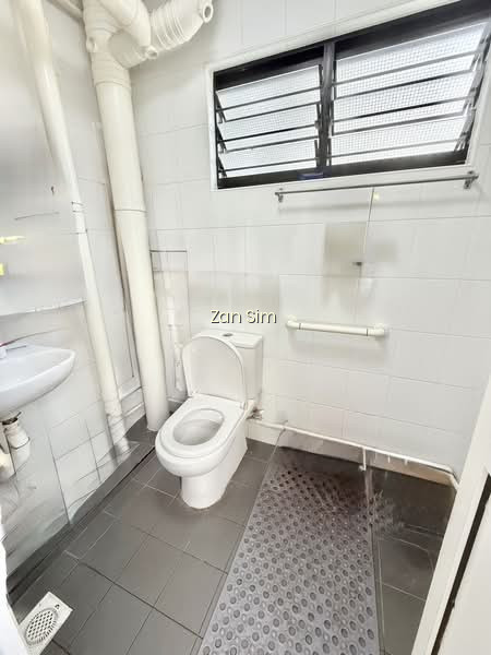 335 WOODLANDS STREET 32 photo 5