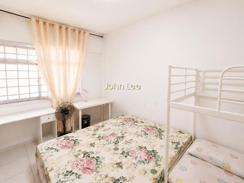 748 PASIR RIS STREET 71 photo 2