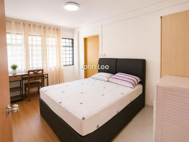 748 PASIR RIS STREET 71 photo 3