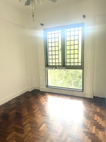 PARKVIEW APARTMENTS photo 6