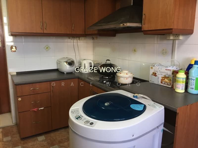 17 LORONG 7 TOA PAYOH photo 4
