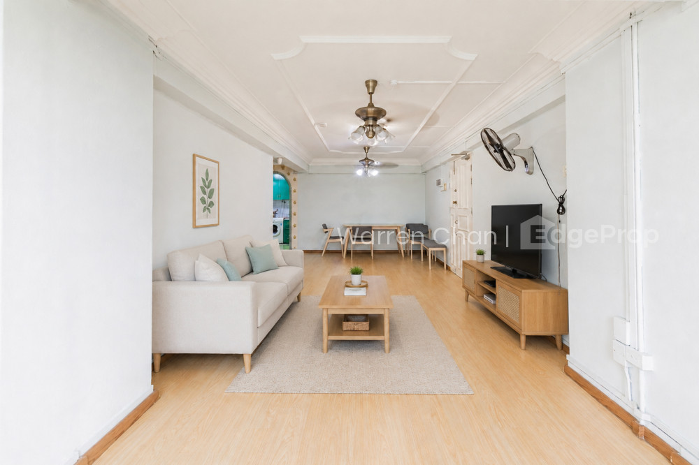 101 WHAMPOA DRIVE photo 3