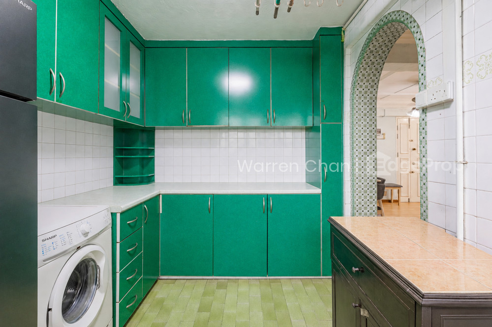 101 WHAMPOA DRIVE photo 4