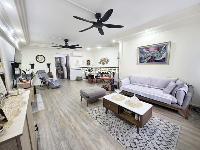 516 JURONG WEST STREET 52 image 1 of 10