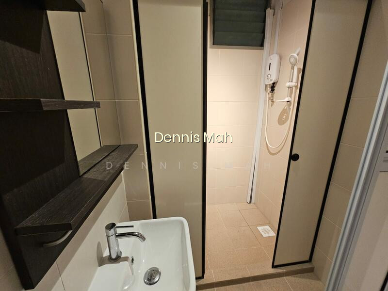 85 SOHO @ BOON LAY photo 2