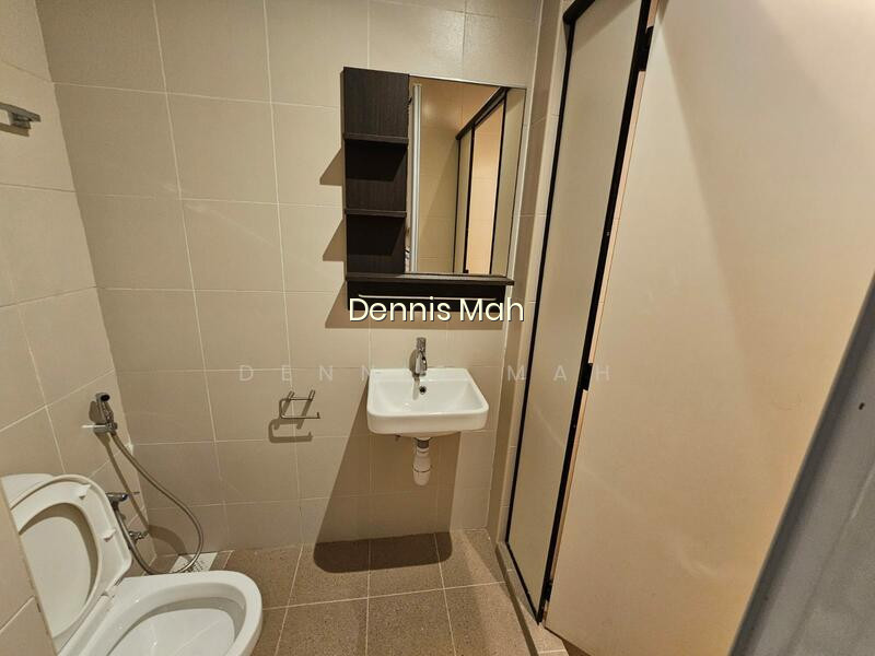 85 SOHO @ BOON LAY photo 3