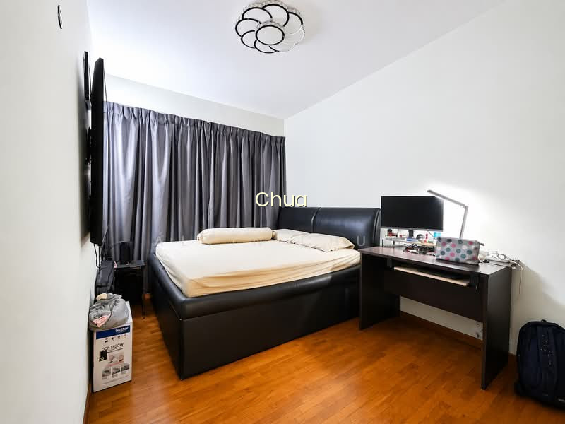 SKYPARK RESIDENCES photo 3
