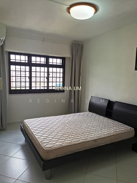328 SEMBAWANG CRESCENT photo 5