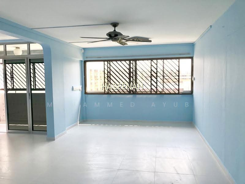 936 TAMPINES AVENUE 5 photo 3
