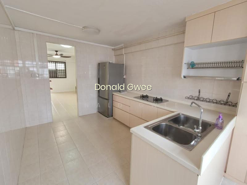 204 TAMPINES STREET 21 image 1 of 10