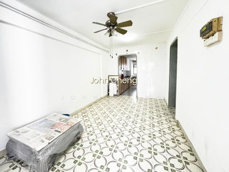 330 ANG MO KIO AVENUE 1 image 1 of 9