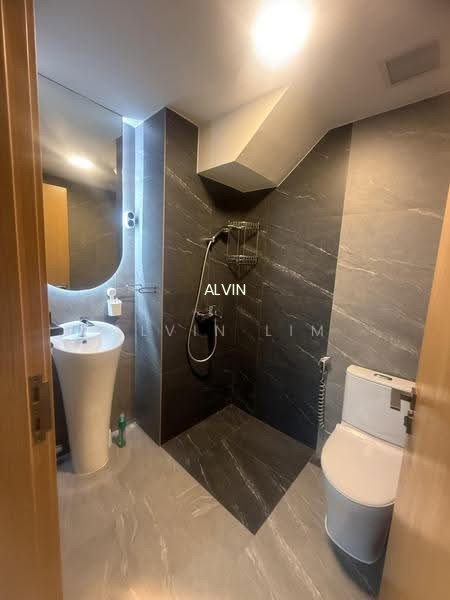 MIDTOWN RESIDENCES 5