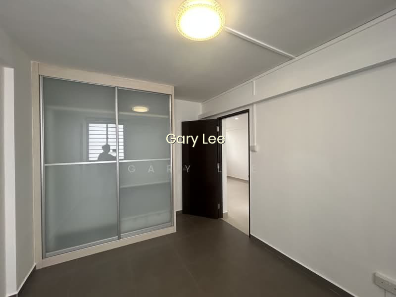BLK 652 HOUGANG AVE 8 photo 6