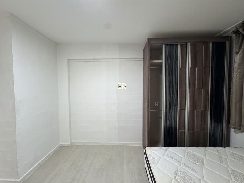 58 LORONG 4 TOA PAYOH photo 3
